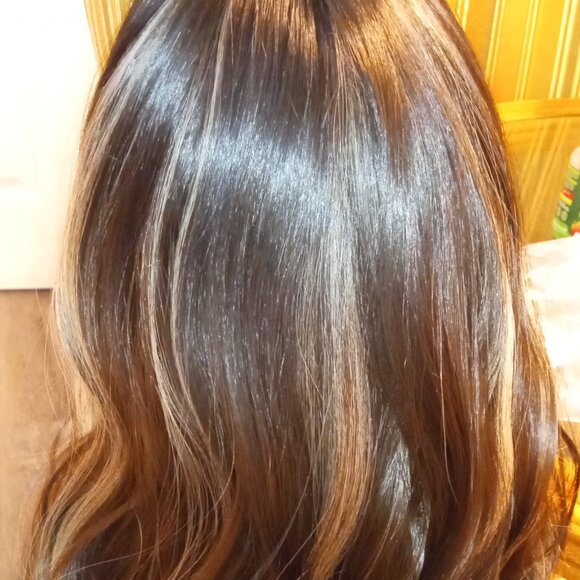 Beautiful 26 inch Wig